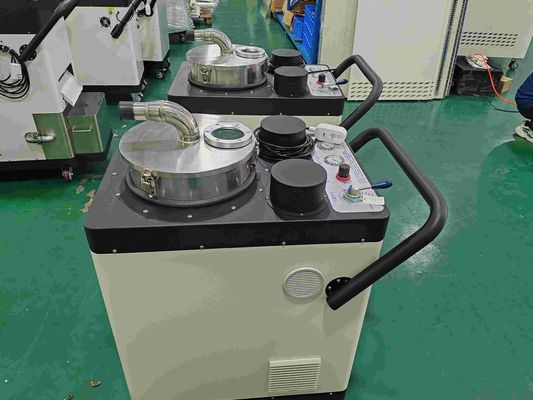 Μηχανή καθαρισμού CNC με υψηλή δύναμη αναρρόφησης, ικανή να απομακρύνει τα απόβλητα